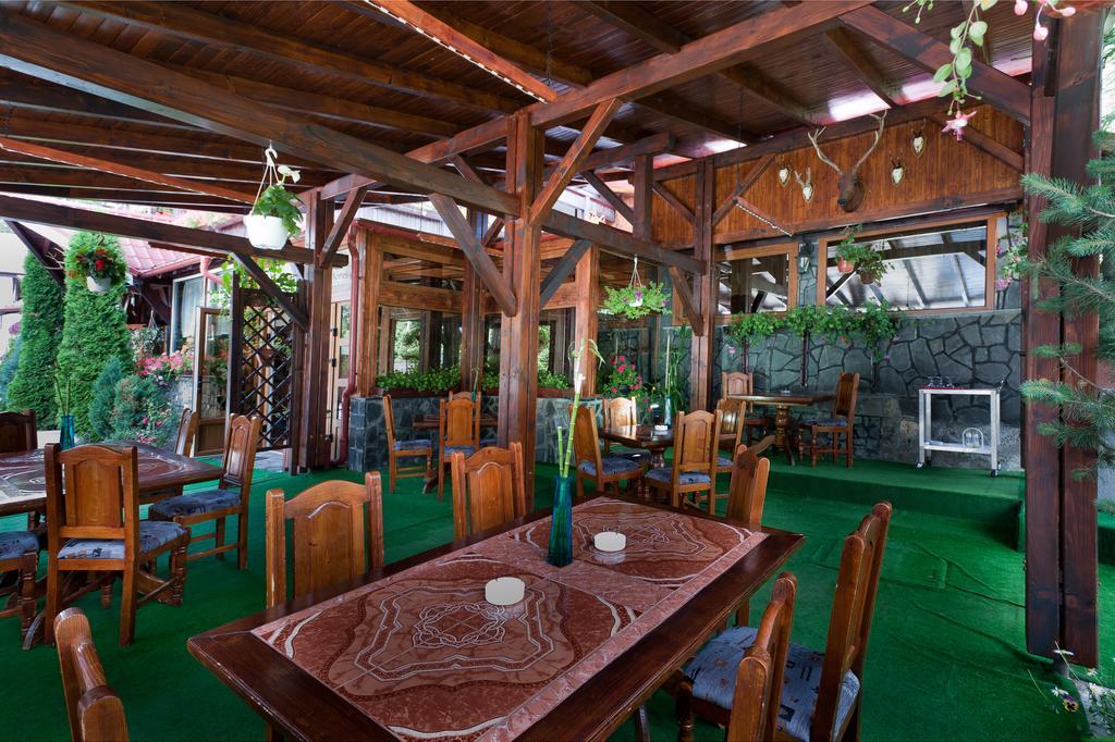 Pension Restaurant Speranta 普雷代亚尔 外观 照片